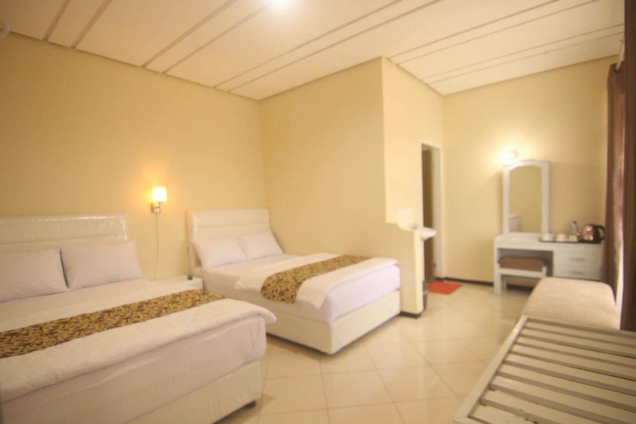 Asia Jaya By Lakers Hotel Sarangan Exterior photo