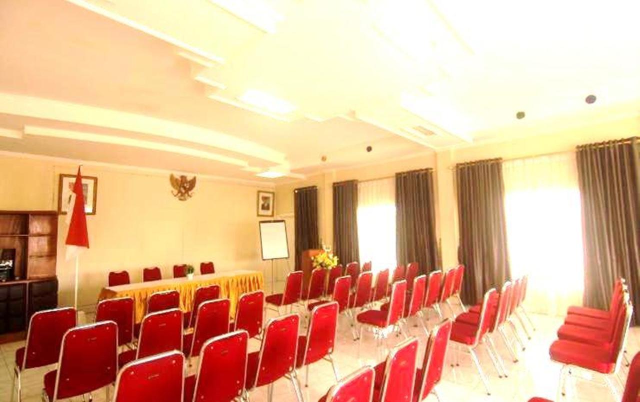 Asia Jaya By Lakers Hotel Sarangan Exterior photo